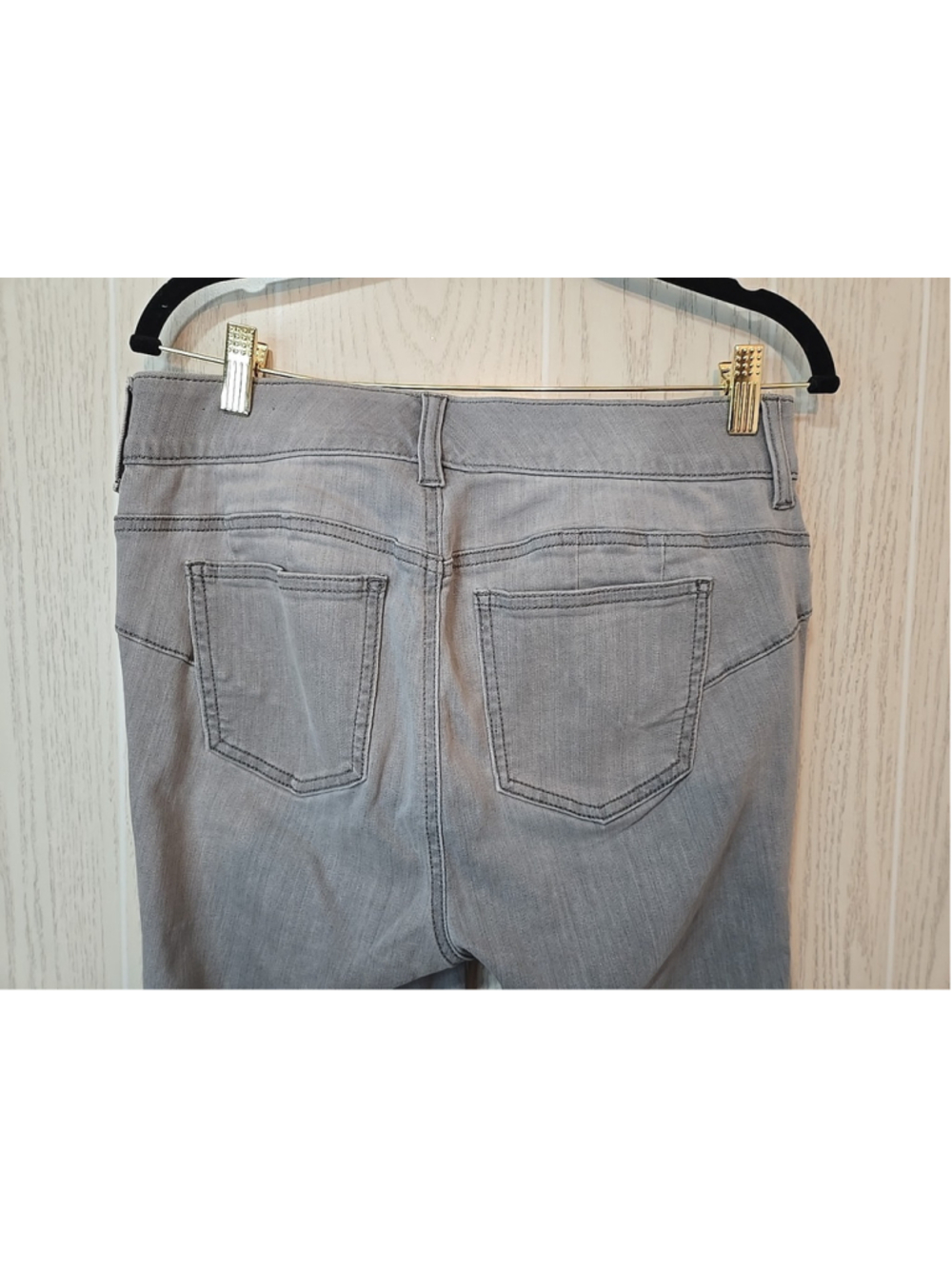 Torrid Bombshell Skinny Jeans Size 10 Short Gray Distressed Raw Hem Stretch - Picture 6 of 8